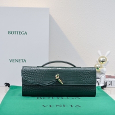 Bottega Veneta Clutch Bags